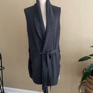Johnston & Murphy gray wool  vest / cardigan